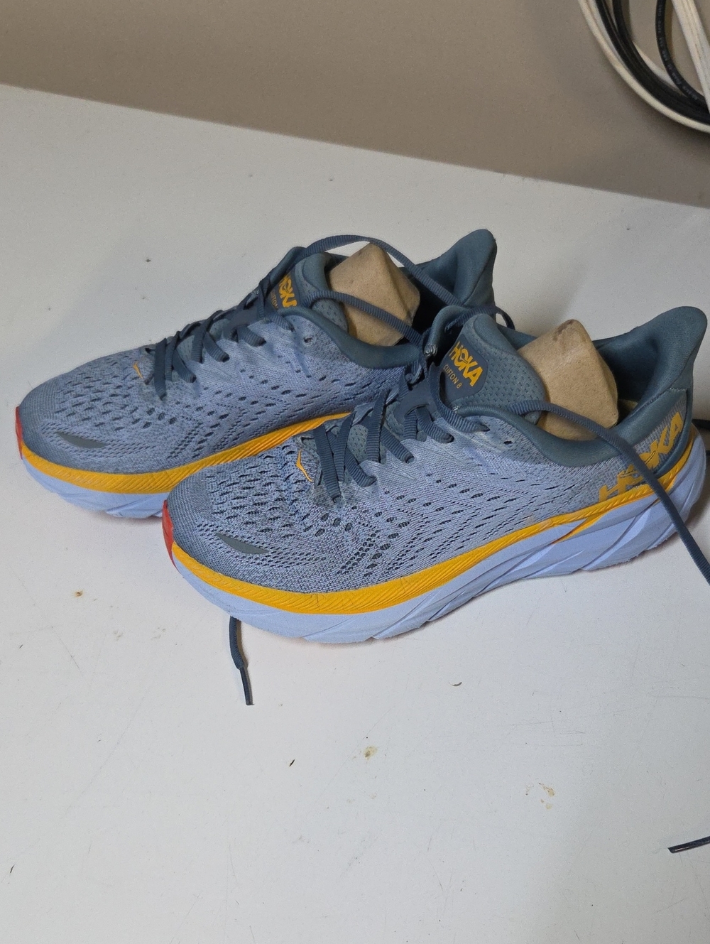 Hoka Clifton 8 Light Blue and Yellow Cushioned Running Shoes Sz 8D